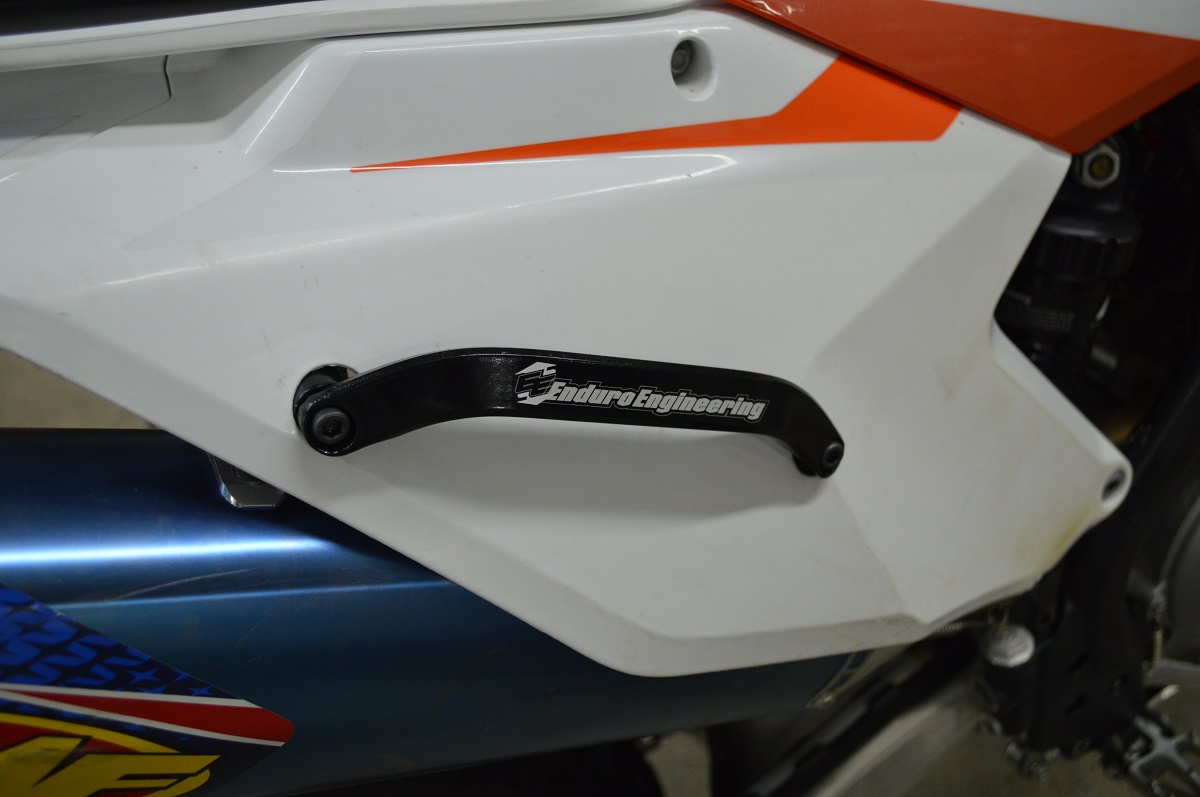 Main image of EE Grab Handle KTM 125-450 SX/SXF/XCF 16-18