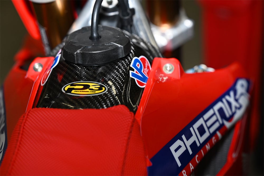 Main image of P3 Carbon Fuel Tank Cover CRF450R 21-22