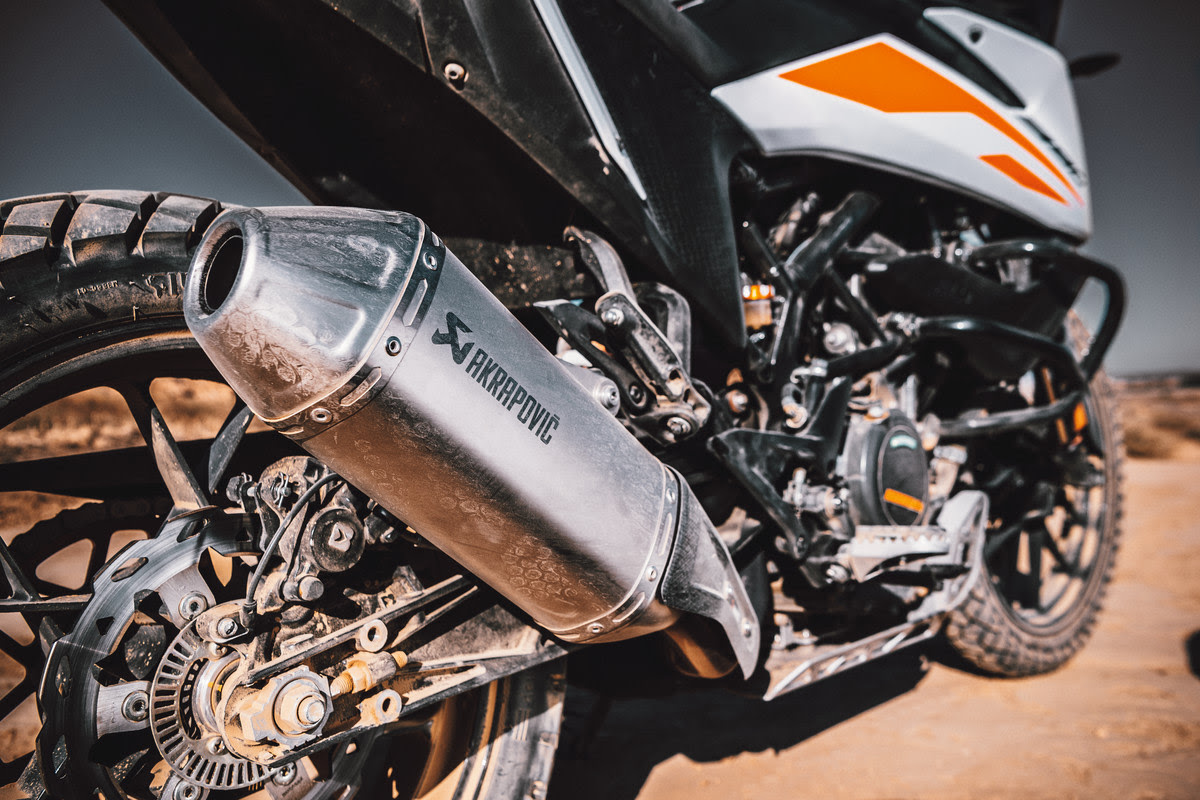 Akrapovic Slip-On Exhaust KTM 250/390 Adventure: AOMC.mx