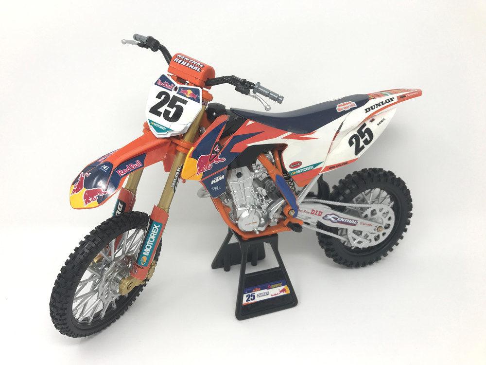 Main image of KTM Marvin Musquin 450 SX-F 1:6 Scale Model